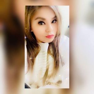 Meet your Posher, Ana